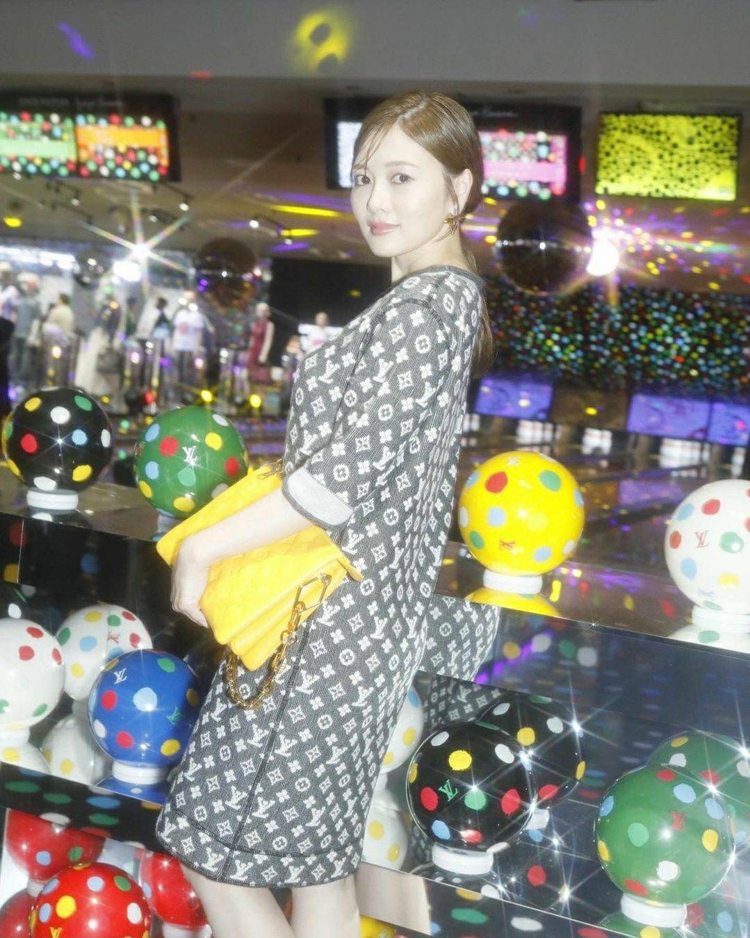 コラボ振袖 白石麻衣 金駒 金彩 紋意匠 豪華 身丈170cm 撥水加工済