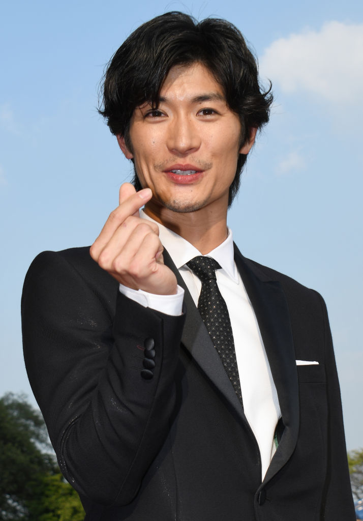 新聞【三浦春馬さん】 三浦春馬 新聞記事 - メルカリ