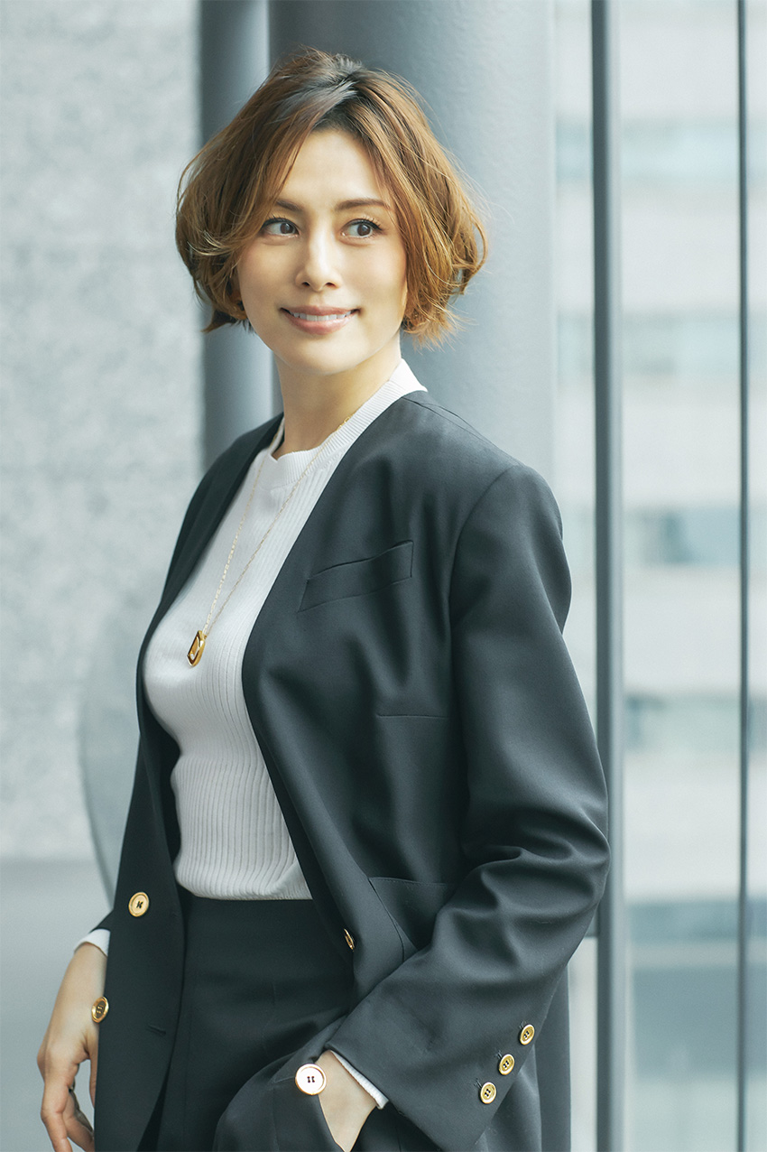 写真】米倉涼子が語る、「経営者としての今」と「SNSとの