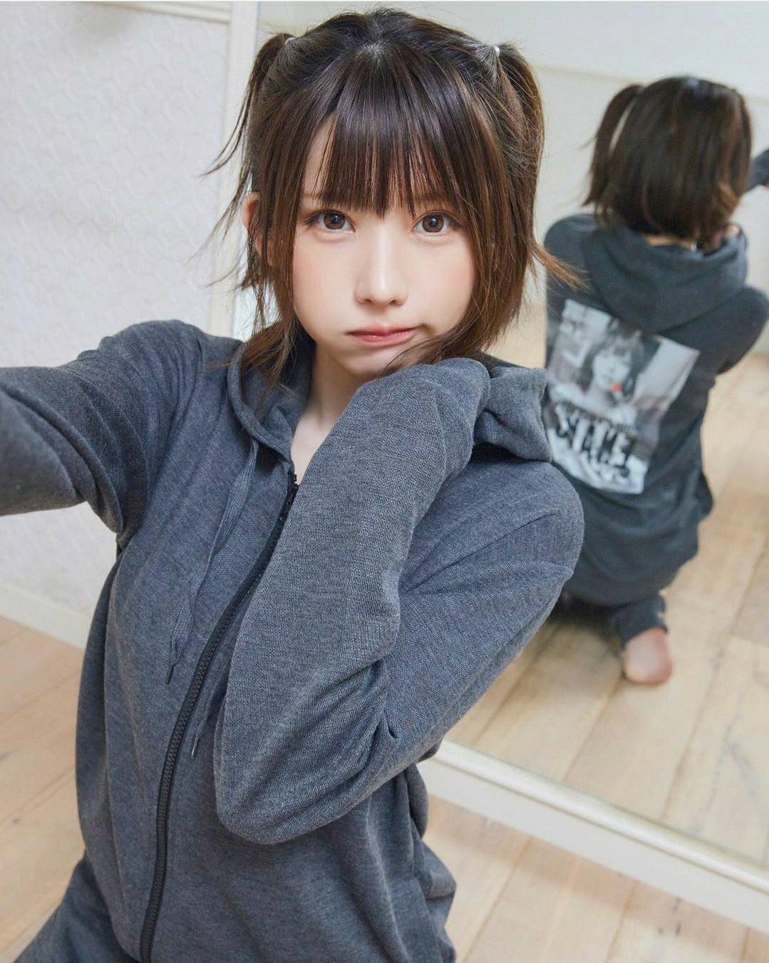 写真】えなこ、まさかのメンズパーカー着用にファン騒然……「姫に