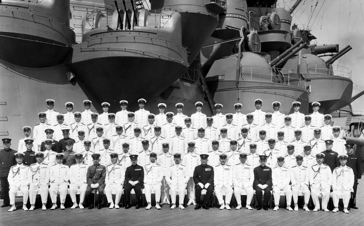 上には甘く、下に厳しい」…「捕虜」となって生還した旧日本海軍