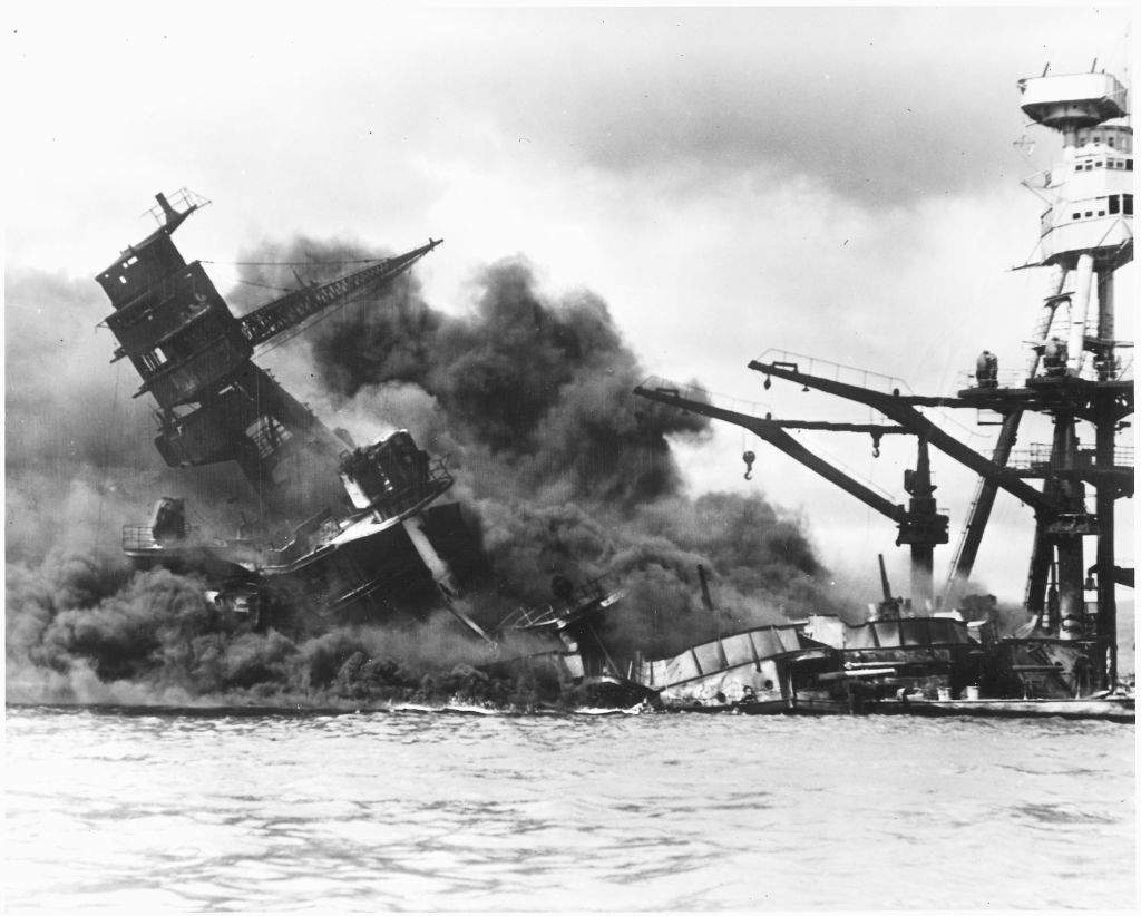 洋書◆パールハーバー写真集 本 真珠湾攻撃 写真集 太平洋戦争 ハワイ 真珠湾攻撃 パール・ハーバーの真実