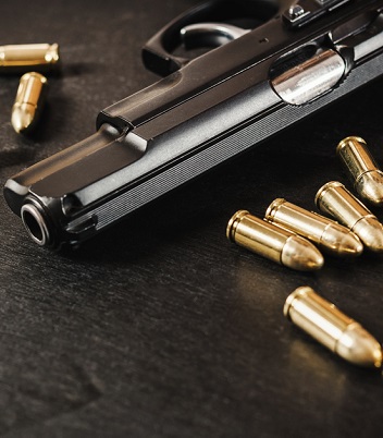命中率93％！元警察官が教える拳銃の撃ち方 の商品詳細