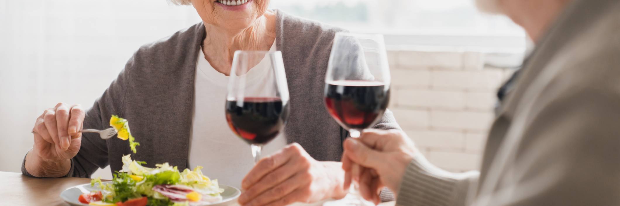 パンだけ、おにぎりだけ…はNG！ 認知症のリスクを低下させる食事のお手本は“地中海食”！（朝田 隆） - 2ページ目 | ＋αオンライン | 講談社