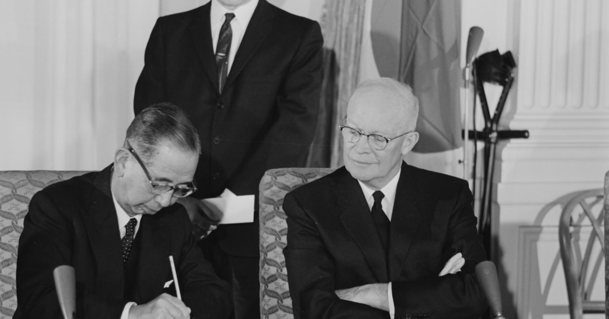 安保条約の成立: 吉田外交と天皇外交 (岩波新書 新赤版 478